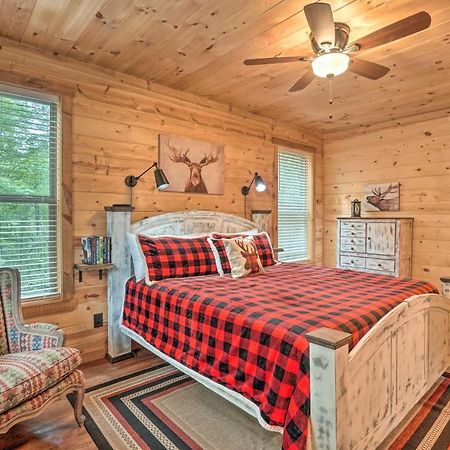 Peaceful Cabin On 3 Private Acres Deck And Fire Pit Blairsville Exterior photo